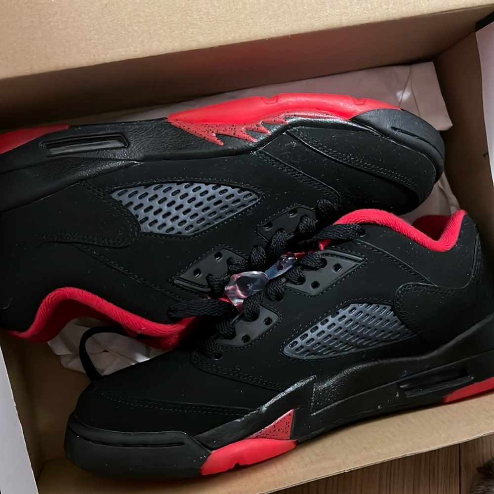 retro 5 low